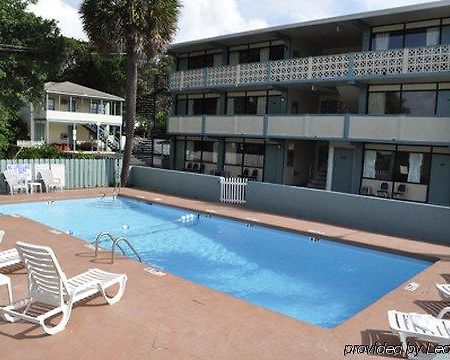 Calypso Motor Inn Myrtle Beach Buitenkant foto