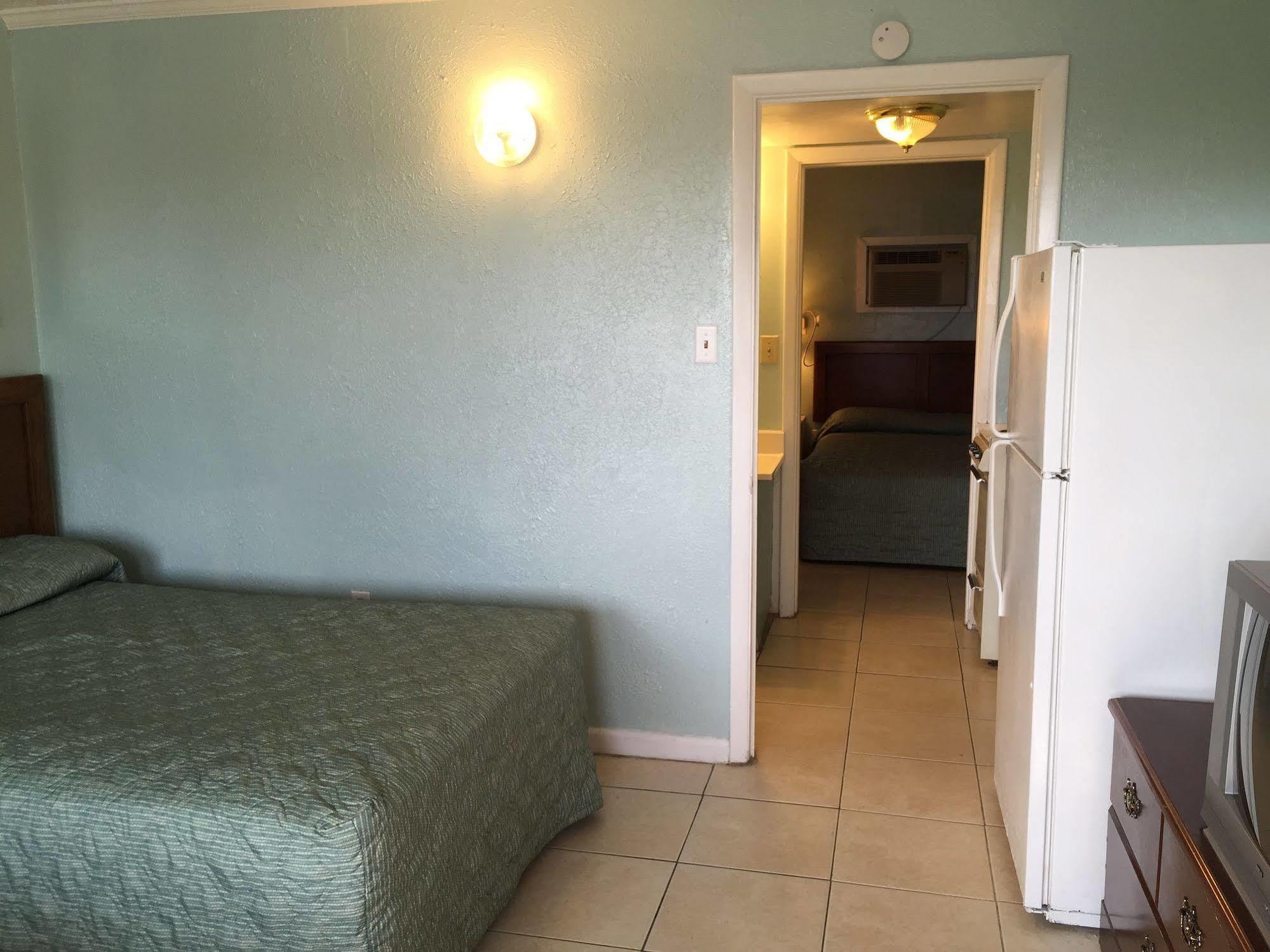 Calypso Motor Inn Myrtle Beach Buitenkant foto